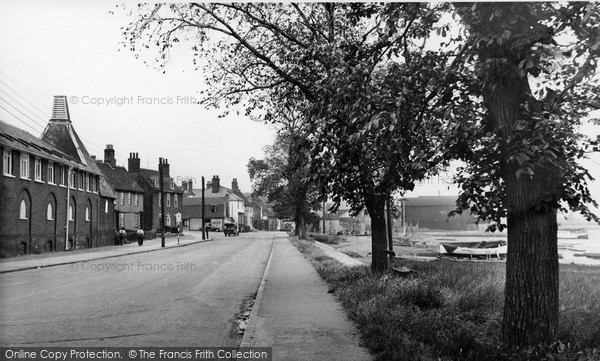 Photo of Manningtree, The Walls c.1955