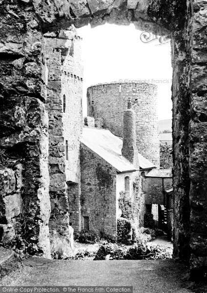 Photo of Manorbier, Castle c.1955