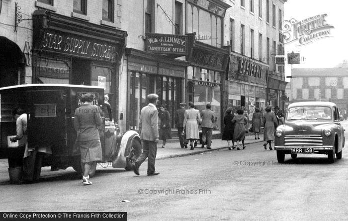 Photo of Mansfield, Shopping On West Gate 1951