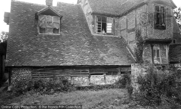 Photo of Mapledurham, Mapledurham House (The Old Part) c.1955