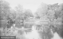 Punting On The River 1917, Mapledurham