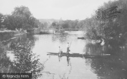 Punting On The River 1917, Mapledurham