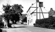 The Village c.1955, Mapleton