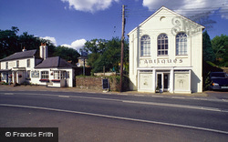 White Horse Inn And Antiques Shop c.2000, Marehill