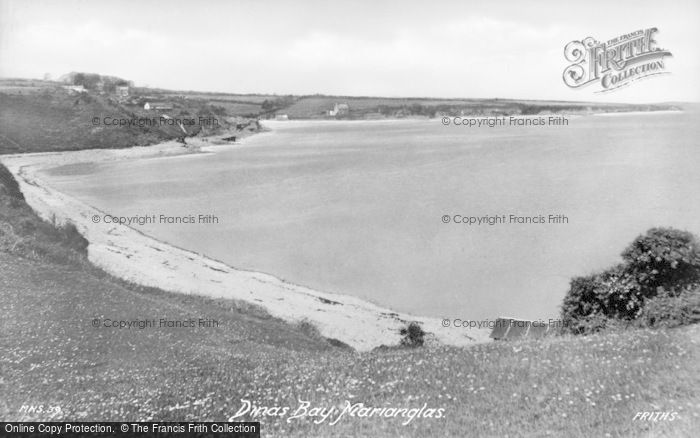 Photo of Marian Glas, Dinas Bay c.1955