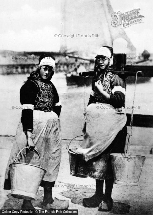 Photo of Marken, Girls In Traditional Marken Costume c.1900