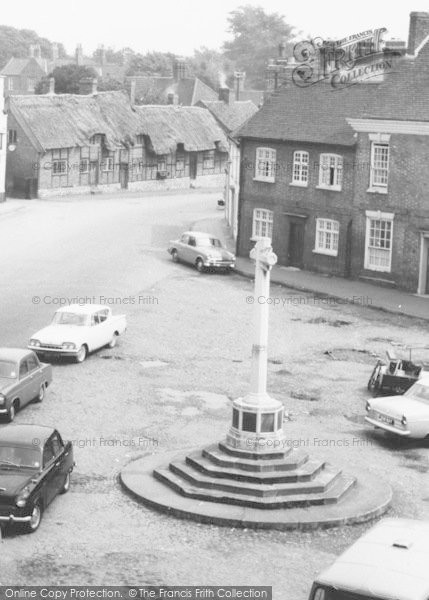 Photo of Market Bosworth, The Memorial Cross c.1965