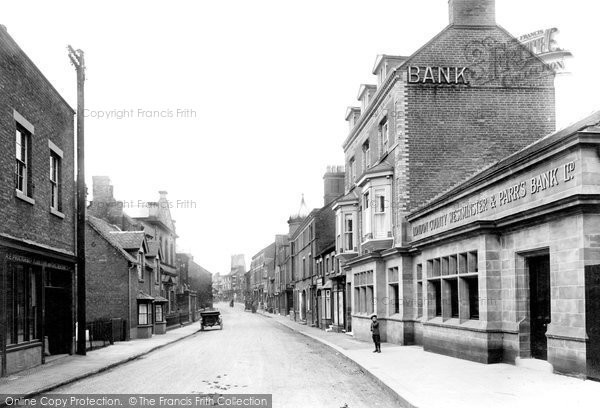 Photo of Market Drayton, Cheshire Street 1923