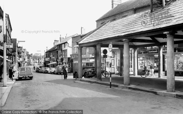 Photo of Market Drayton, Cheshire Street c.1965