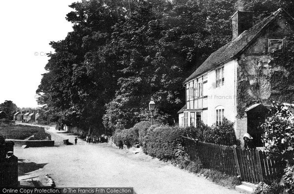 Photo of Market Drayton, Newtown c.1900