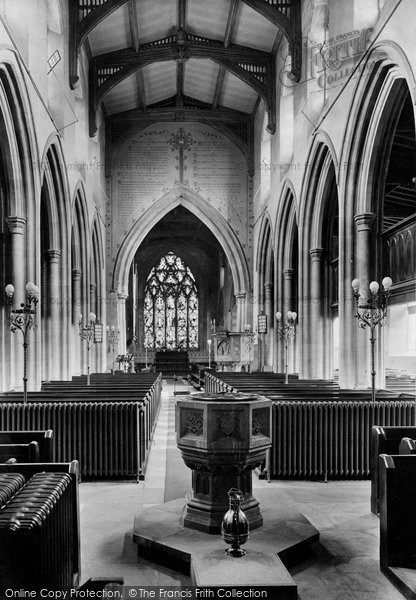 Photo of Market Harborough, Parish Church Interior 1922