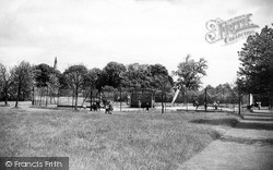 The Children's Play Ground, Welland Park c.1955, Market Harborough