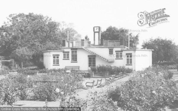 Photo of Market Harborough, The Pavilion, Welland Park c.1965