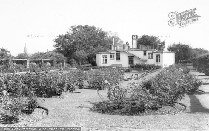 Photo of Market Harborough, The Rose Gardens, Welland Park c.1965