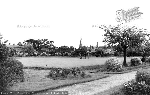 Photo of Market Harborough, Welland Park c.1955