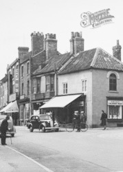 High Street c.1950, Market Weighton