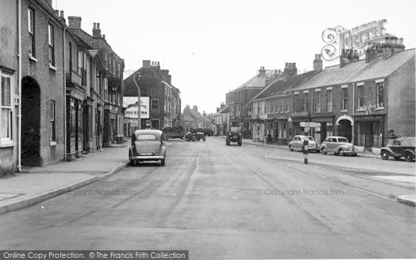 Photo of Market Weighton, High Street c.1955