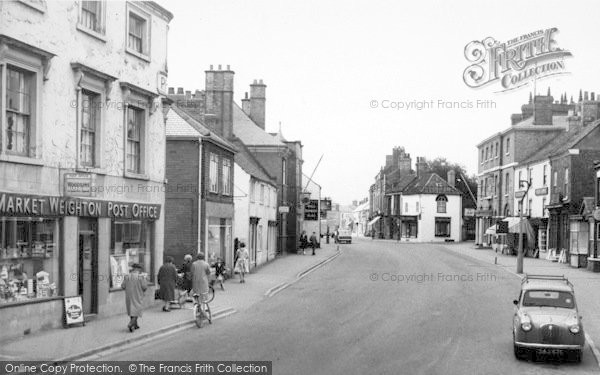 Photo of Market Weighton, High Street c.1960