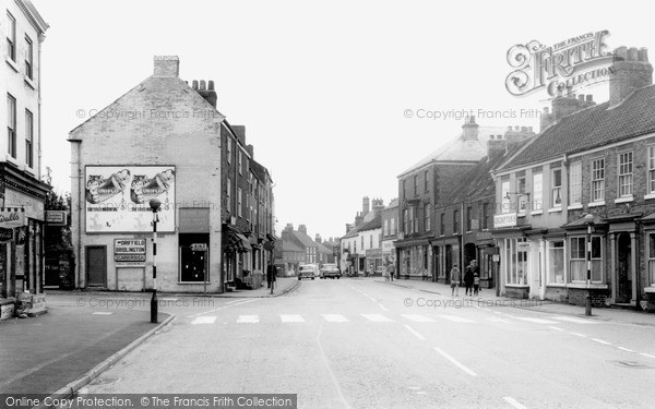 Photo of Market Weighton, High Street c.1960