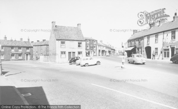 Photo of Market Weighton, Market Place c.1960