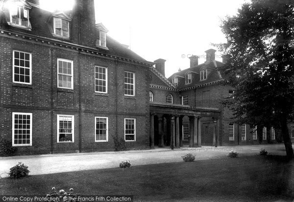 Photo of Marlborough, College 1902