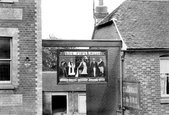 London Road, The Five Alls 1907, Marlborough