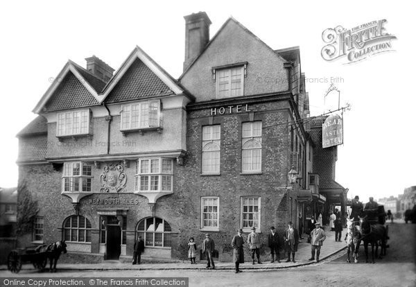 Photo of Marlborough, The Bear And Castle Hotel 1906
