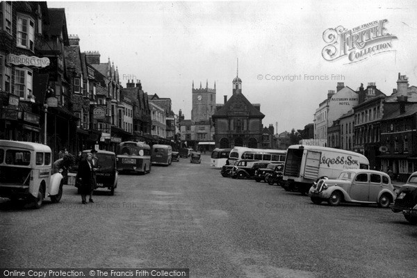 Photo of Marlborough, Town Hall And High Street c.1950