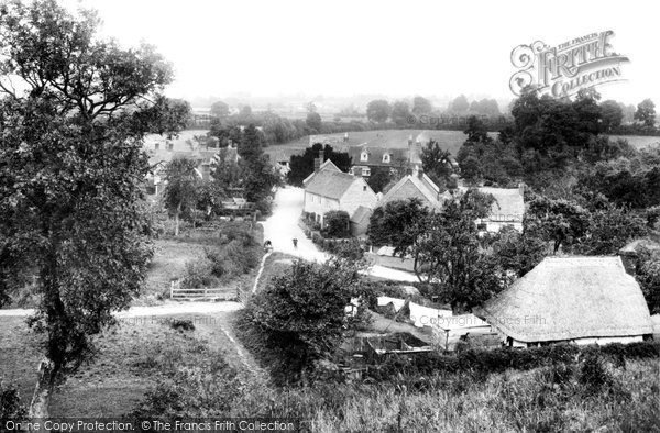 Photo of Marlcliff, Village 1910