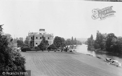The Thames And Harleyford Manor c.1960, Marlow
