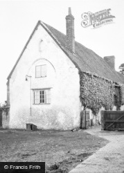Widmere Farm, Remains Of 13th Century Chapel c.1950, Marlow