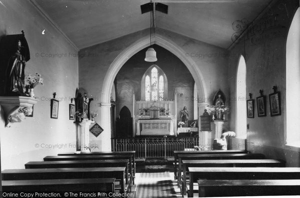 Photo of Marnhull, Roman Catholic Church interior c1955