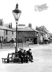 Marske-By-The-Sea, Men At The Centre  1913, Marske-By-The-Sea