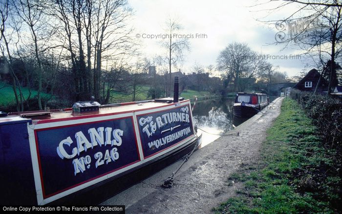 Photo of Marsworth, Grand Union Canal Towpath c.1990
