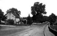 Masham, Bank Villa and Avenue 1908