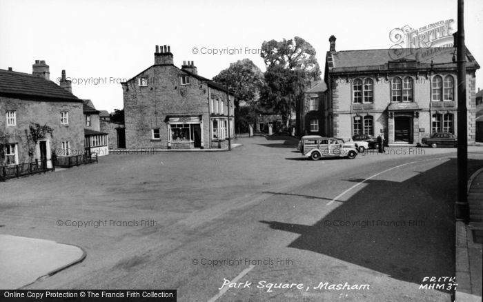 Photo of Masham, Park Square c.1960