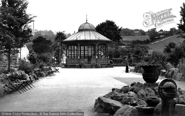Photo of Matlock, Hall Leys Pleasure Grounds c.1955