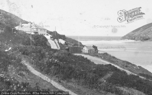 Photo of Mawgan Porth, Cottages And The Sands 1937
