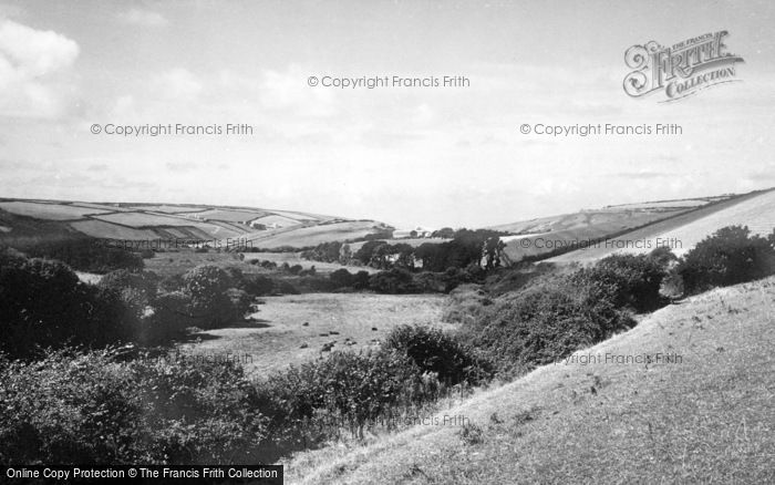 Photo of Mawgan Porth, Path From St Mawgan c.1935