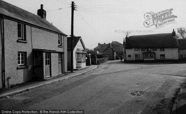 Photo of Mawnan Smith, Red Lion c.1955