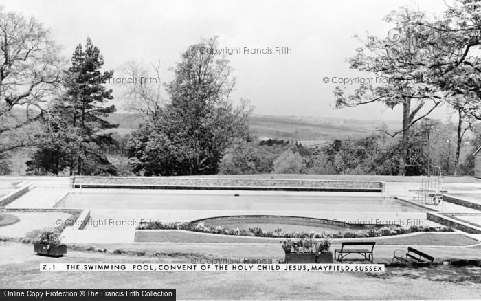 Photo of Mayfield, The Swimming Pool, Convent Of The Holy Child Jesus c ...