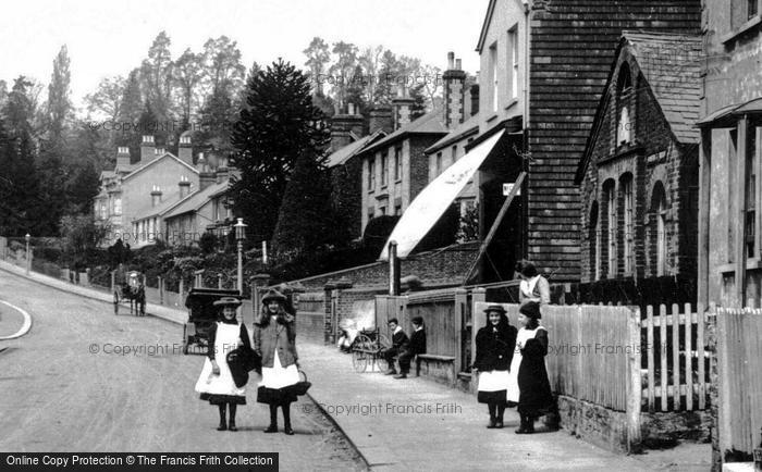 Photo of Meadvale, Girls In Pinafores 1906
