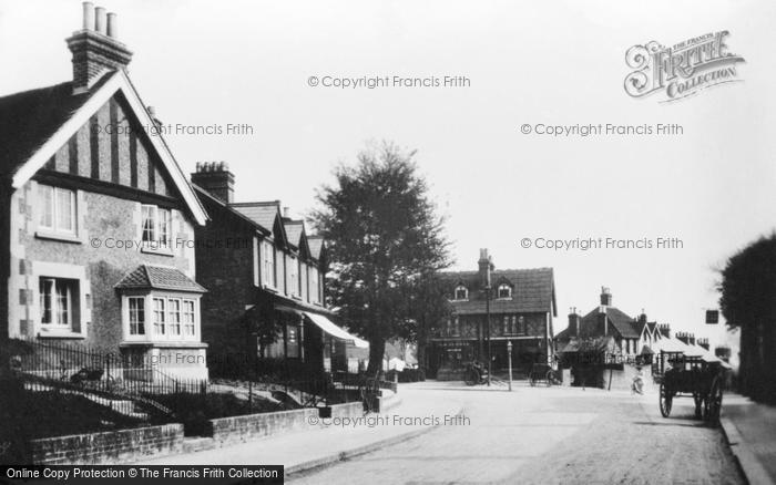 Photo of Meadvale, Somerset Road 1906