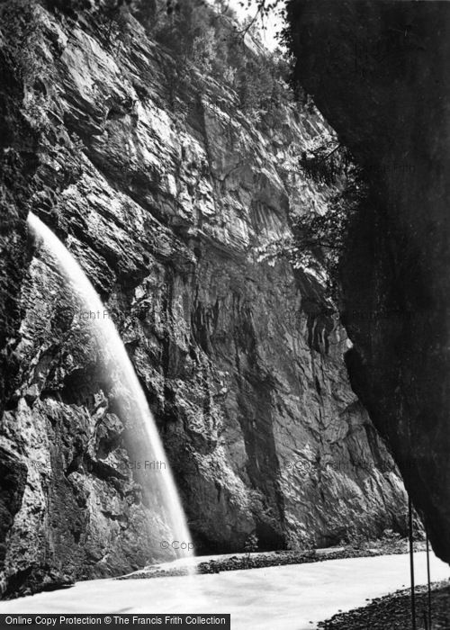 Photo of Meiringen, The Gorge c.1935