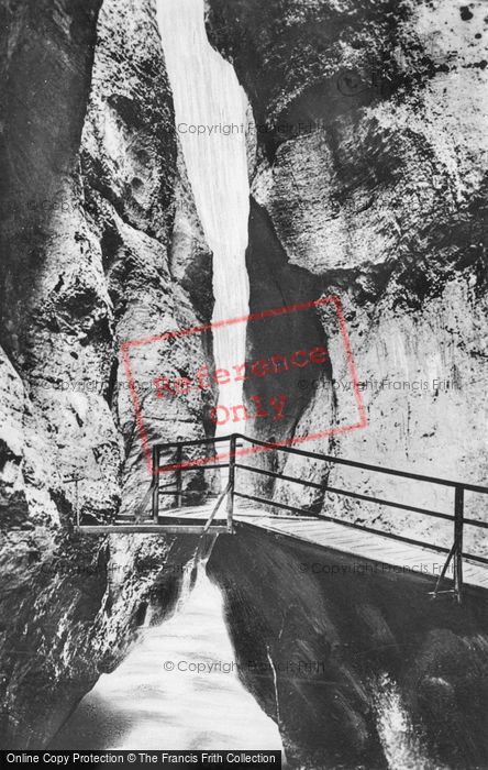Photo of Meiringen, The Gorge c.1935
