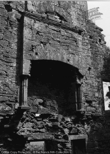 Photo of Melgund Castle, 1954