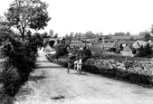 The Village 1907, Mells