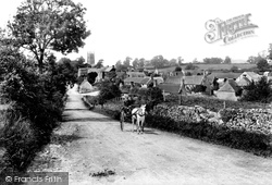 The Village 1907, Mells