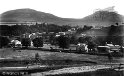 And Eildon Hills 1901, Melrose