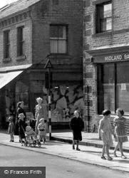 Girls On Huddersfield Road c.1955, Meltham